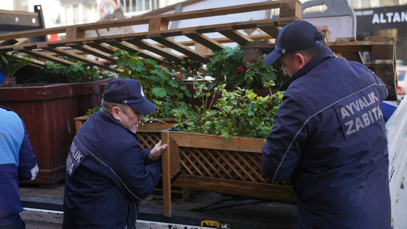 Ayvalık Belediyesi’nden Yol İşgallerine Karşı Kesintisiz Denetim
