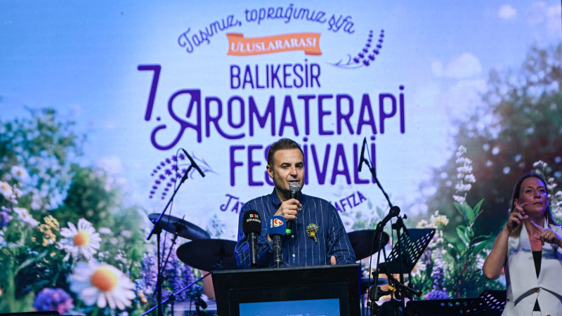 Akın: “Balıkesir, taşıyla toprağıyla cennet bir şehir”
